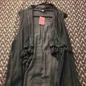 Umgee cardigan , size 1xl🌸